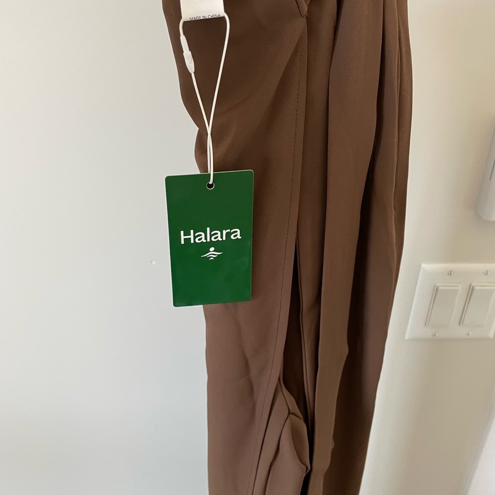 HALARA Teak Wide Leg Pants - Picture 5 of 5